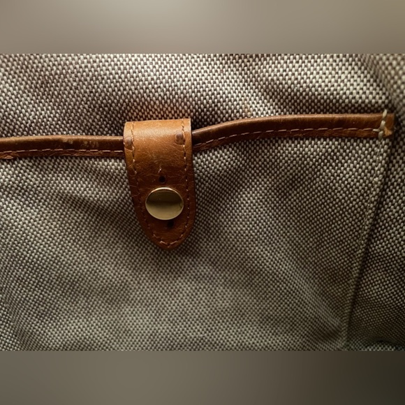 Dooney & Bourke Brown Ostrich Square Shopper Barlow Handbag with Snap Closure - Picture 13 of 15